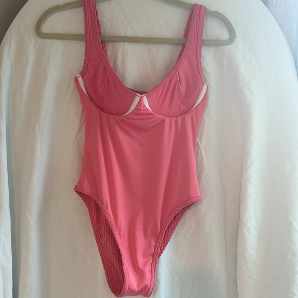 👙NWT BILLABONG SWIM | HIGH-WAISTED | UNDERWIRE | ONE PIECE | CORAL | SMALL - Picture 5 of 12